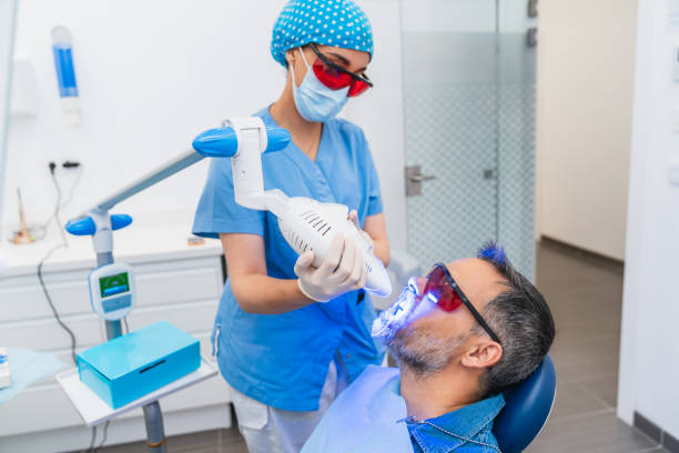 Best Cracked Tooth Emergency Dentist  in Hamtramck, MI